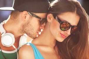 ほっぺにキスする男性の7つの心理 彼氏が喜ぶほっぺキスのやり方も紹介 Smartlog