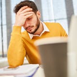 不器用な人の特徴&長所・短所|恋愛傾向や不...