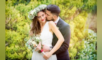 結婚相手と出会う場所やきっかけとは...