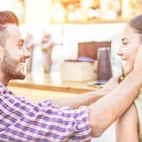 彼女が美人だと苦労する?美しい女性と交際を...