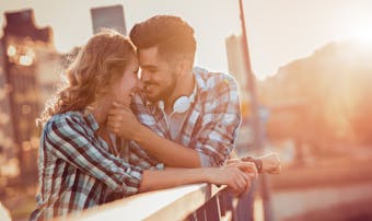 胸キュン必須なイケメンセリフ特集 男性から言われたい 甘い一言 とは Smartlog