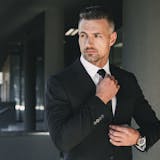 中年男性 が女性にモテる特徴とは 残念なおじさんを脱却しよう Smartlog 中年男性 が女性にモテる特徴とは 残念なおじさんを脱却しよう Smartlog