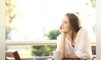 好きな人を妄想する女性心理とは?よ...