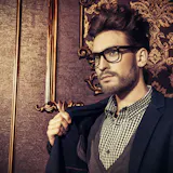 孤独な人の特徴とは?一人が好きな男女の魅力...