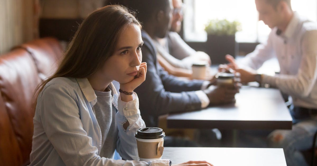 友達がいない社会人の特徴 理由 大人になってから 友達を作る方法 も解説 Smartlog 友達がいない社会人の特徴 理由 大人になってから 友達を作る方法 も解説 Smartlog