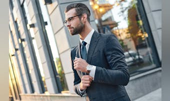 スーツ男子が女にモテる魅力とは|キ...