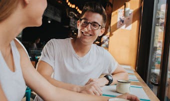 人別 喜ばれる褒め言葉一覧 女性や男性 上司や部下にかける言葉とは Smartlog