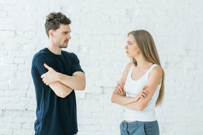 彼女に飽きた時に見せる彼氏のサイン9つ 飽きる理由や上手な対処法とは Smartlog 彼女に飽きた時に見せる彼氏のサイン9つ 飽きる理由や上手な対処法とは Smartlog