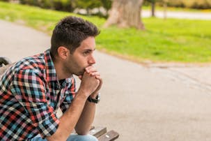 男性不信な女性の特徴 原因 チェックする診断方法 克服の仕方を解説 Smartlog 男性不信な女性の特徴 原因 チェックする診断方法 克服の仕方を解説 Smartlog