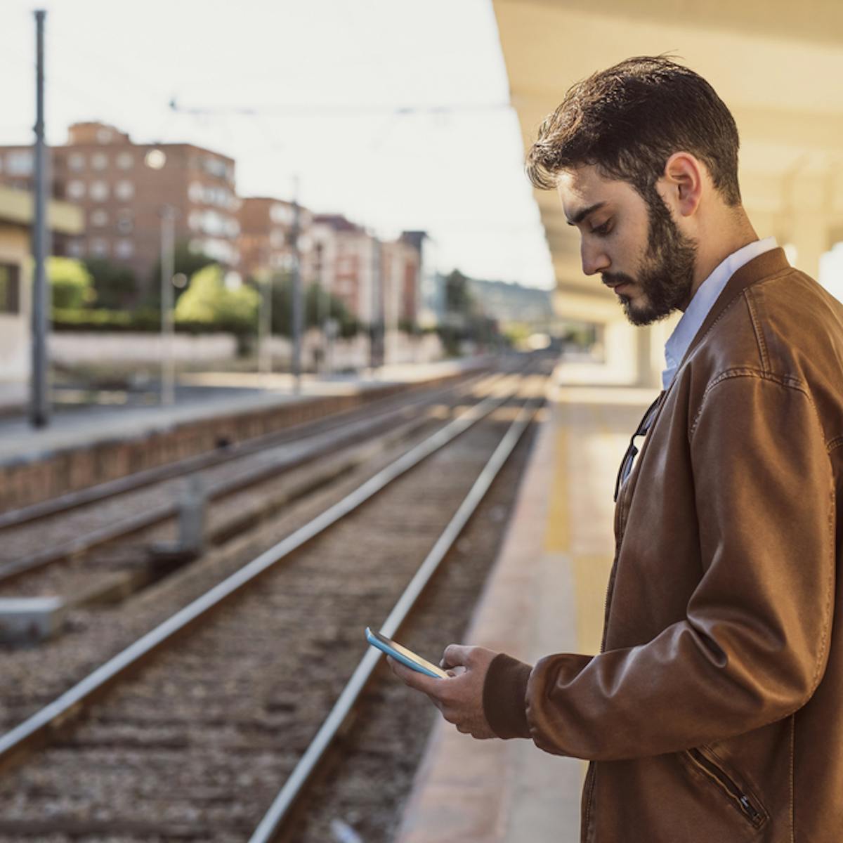 彼氏が既読スルーする11の心理 別れに繋がる既読無視の期間や対処法まで大公開 Smartlog 彼氏が既読スルーする11の心理 別れに繋がる既読無視の期間や対処法まで大公開 Smartlog