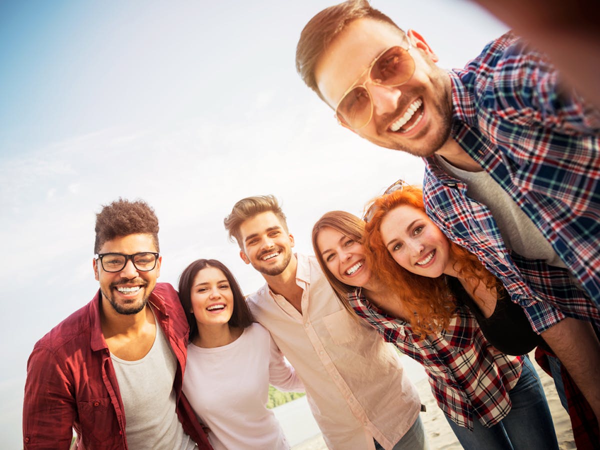 異性の友達がいるメリットとは 男女の友情が長続きする距離感 方法を解説 Smartlog 異性の友達がいるメリットとは 男女の友情が長続きする距離感 方法を解説 Smartlog