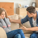 モラハラ男の特徴とは?モラ男の見分け方から...