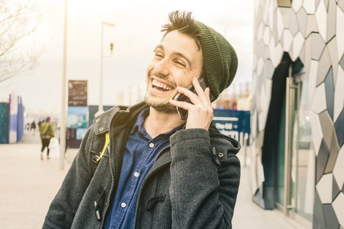 幸せな人に共通する10の特徴 不幸な人との違いや幸せになるコツまで大公開 Smartlog 幸せな人に共通する10の特徴 不幸な人との違いや幸せになるコツまで大公開 Smartlog