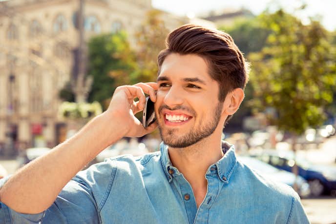 好きな人と電話する時のきっかけや話題は また電話したいと思わせるモテテクを紹介 Smartlog