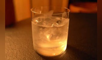 “初心者でも飲みやすい”泡盛のおす...