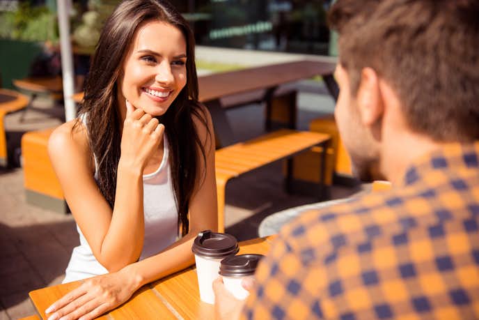初対面の人と会話が弾む5つのコツ 相手に自分の印象を残す方法とは Smartlog