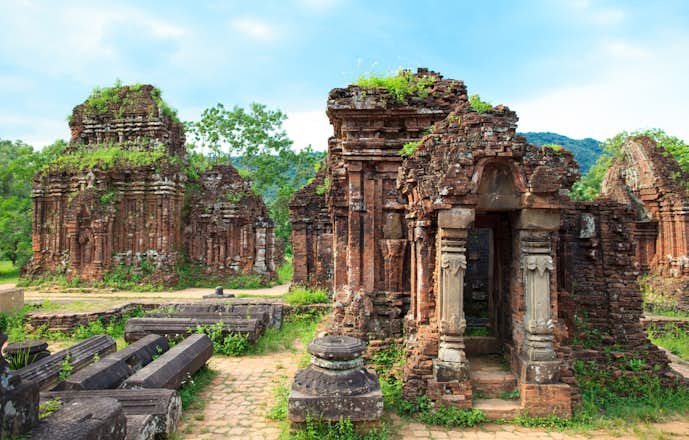 ベトナム旅行で行っておくべきおすすめ観光スポット「ミーソン遺跡」