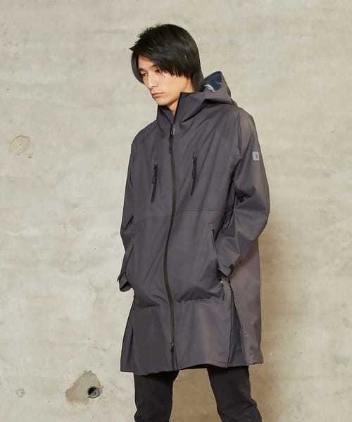 雨の日ファッションをさらっと格上げ。おしゃれ「レインコート」5選