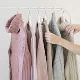 セーターのおすすめ宅配クリーニング3選。料金・期間・お手入れ方法まで解説