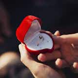 【プロポーズ】婚約指輪の人気ブランドTOP10。日本＆海外から厳選