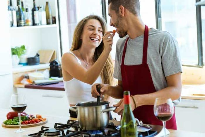 料理好きにおすすめの人気婚活パーティー5選 趣味で出会える話題の恋活方法とは Smartlog