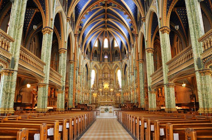 モントリオールのおすすめ観光スポット「ノートルダム大聖堂」