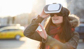 眼鏡の人におすすめのvrゴーグル15選 メガネなしでも使える人気機種とは Smartlog 眼鏡の人におすすめのvrゴーグル15選 メガネなしでも使える人気機種とは Smartlog