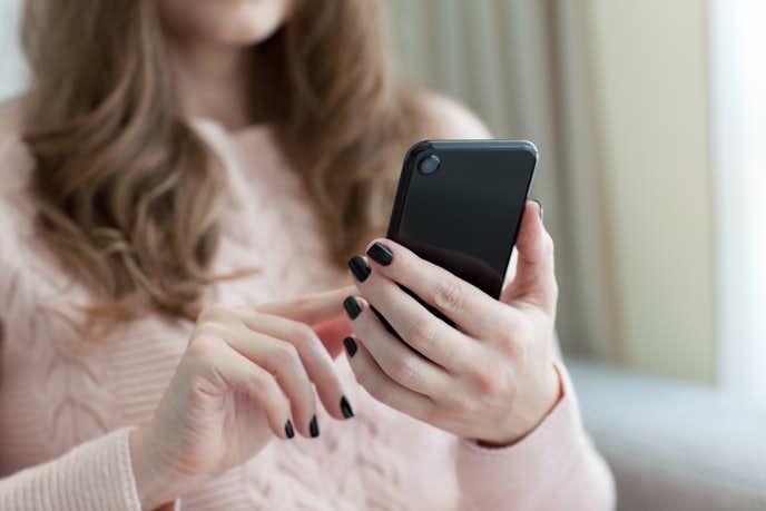 あざとい女 とは 男にモテる特徴 あざと認定される瞬間を徹底公開 Smartlog