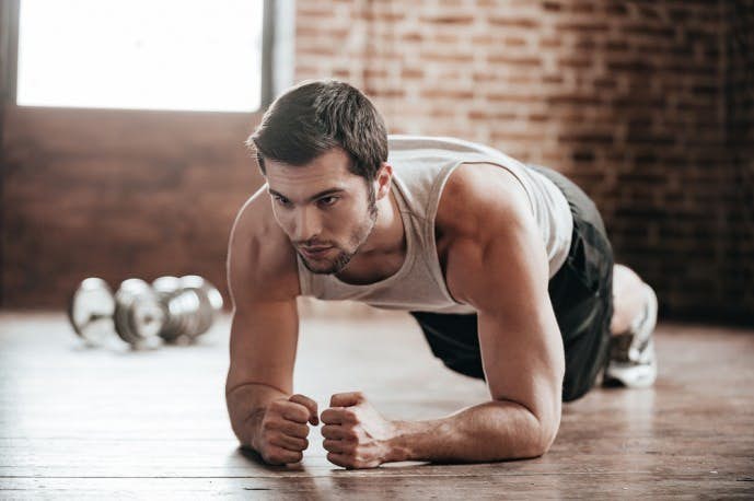 自重の体幹トレーニング｜自宅で効果的に上半身を鍛える筋トレ方法とは | Smartlog