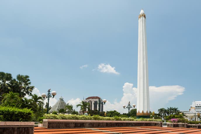 インドネシアでおすすめの観光地は英雄記念碑