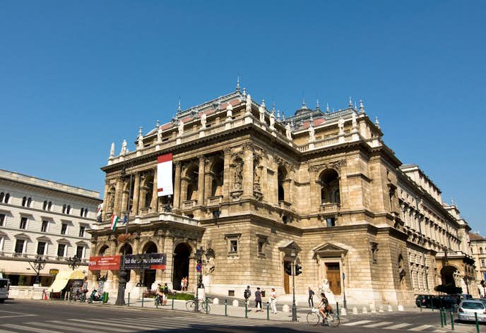 ハンガリーでおすすめの観光地はハンガリー国立歌劇場