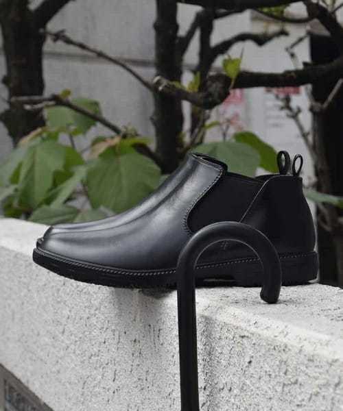 【救世主】スーツにも合わせやすいレインシューズ特集