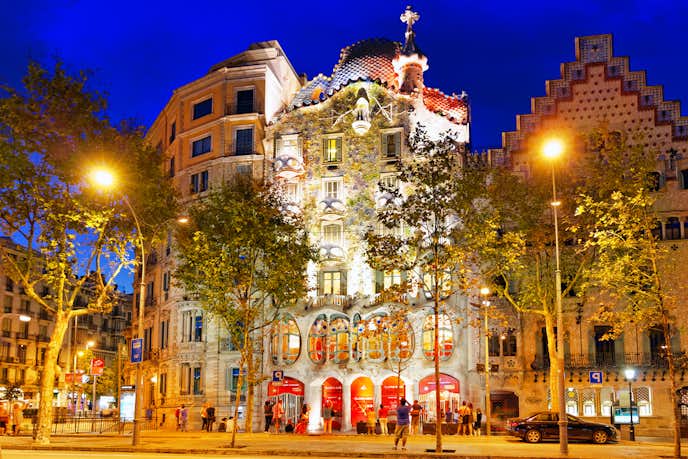 バルセロナでおすすめの観光地はカサ・パトリョ