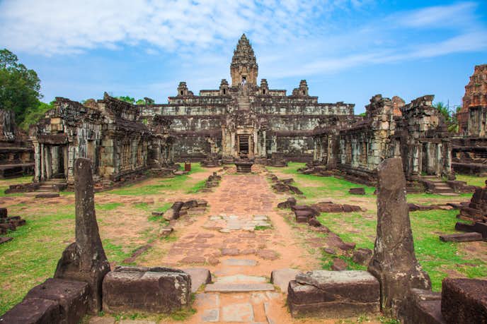 カンボジアでおすすめの観光地はバコン寺院