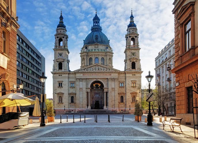 ハンガリーでおすすめの観光地は聖イシュトバーン大聖堂