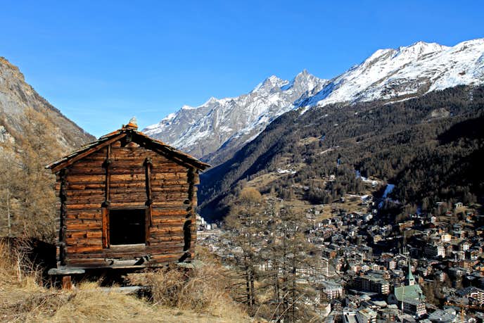 スイスでおすすめの観光地はネズミ返しの小屋