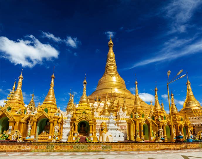 ミャンマーでおすすめの観光地はシュエダゴン・パゴダ