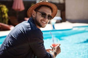 強がり 本音 彼女いらない と言う男性の心理や振り向かせる方法とは Smartlog