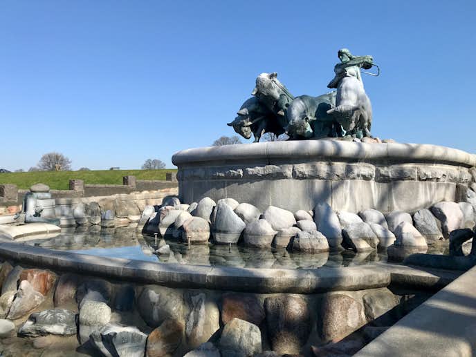 コペンハーゲンでおすすめの観光地はゲフィオンの泉