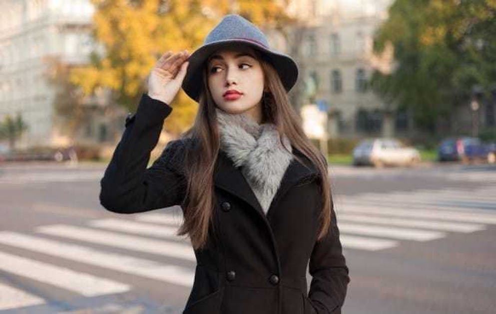 冬のお見合いの服装を画像で解説 女性らしさを出す正解コーデとは Smartlog