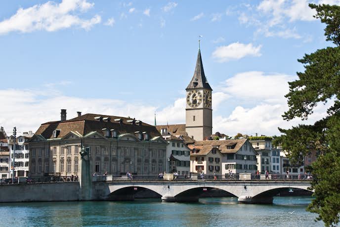 スイスでおすすめの観光地は聖ペーター教会