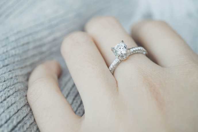 仙台でおすすめの婚約指輪とは。彼女...