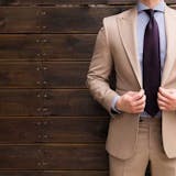 転職で年収がアップする人とダウンする人の違...