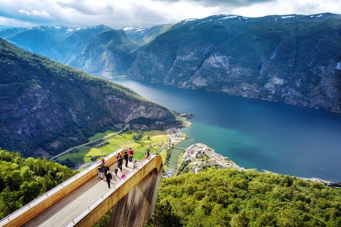 ノルウェーでおすすめの観光地はステーガスタイン展望台