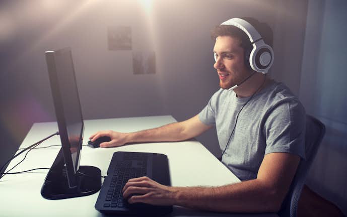 ロジクールのゲーミングヘッドセットおすすめ6選 ゲーム内の音楽に包まれる一台とは Smartlog ロジクールのゲーミングヘッドセットおすすめ6選 ゲーム内の音楽に包まれる一台とは Smartlog