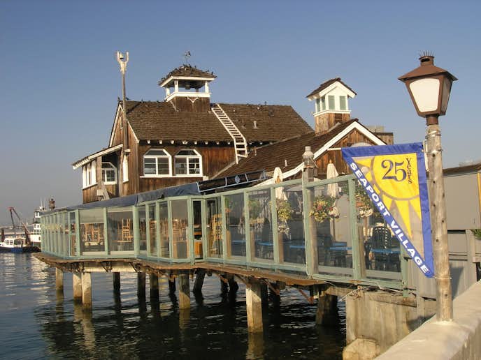 サンディエゴでおすすめの観光地はシーポートビレッジ