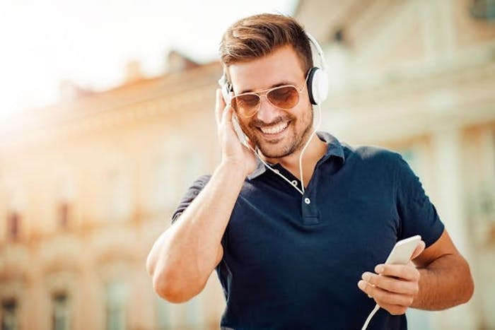 21 ハイレゾ対応ヘッドホンのおすすめ9選 高音質でコスパ最強の一台とは Smartlog 21 ハイレゾ対応ヘッドホンのおすすめ9選 高音質でコスパ最強の一台とは Smartlog