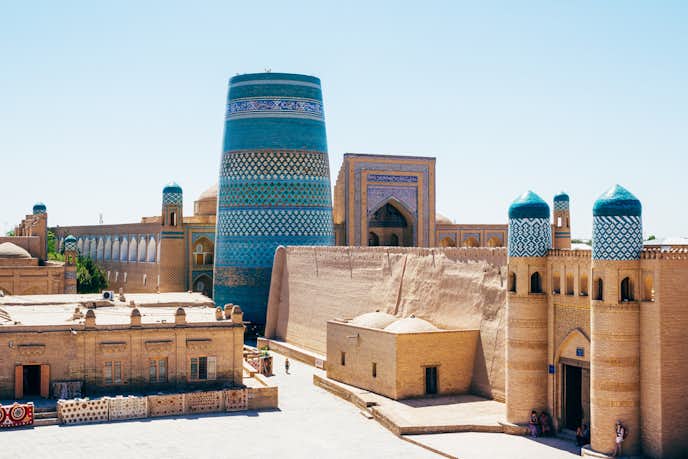 ウズベキスタンでおすすめの観光地はカルタ・ミナル