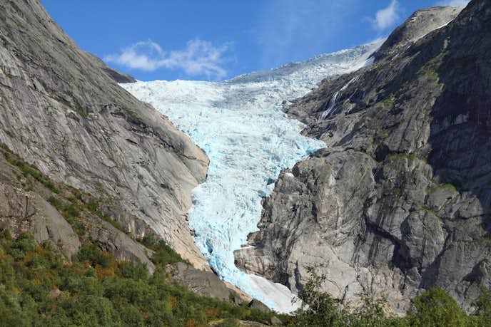 ノルウェーでおすすめの観光地はブリクスダール氷河