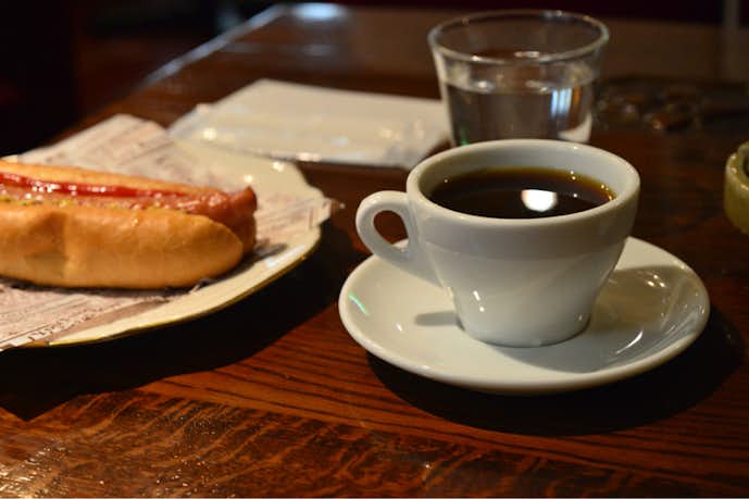 新宿西口の駅近カフェ10選 静かで打ち合わせにも使える喫茶店とは Smartlog